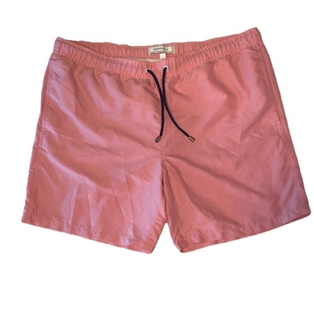 Crown & ivy swim trunks. Pink. Mesh lined. Size large.